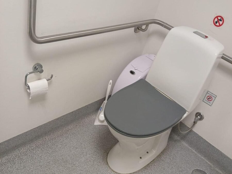 Medical & Dental Clinics